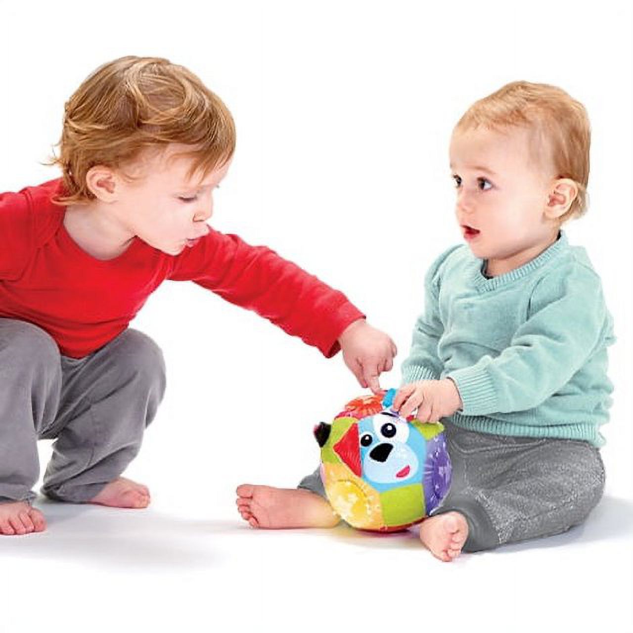 Yookidoo Baby Toys - Light Up Glow Plush Ball with Sounds - Lights N Music - Motion Activated Sensory Musical Stuffed Baby Toy Ball - Ages 3 Months +